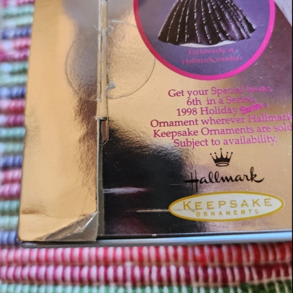 Barbie Hallmark Misprint NIB Error of 1998 “Happy Holidays" Special Edition - Picture 8 of 8